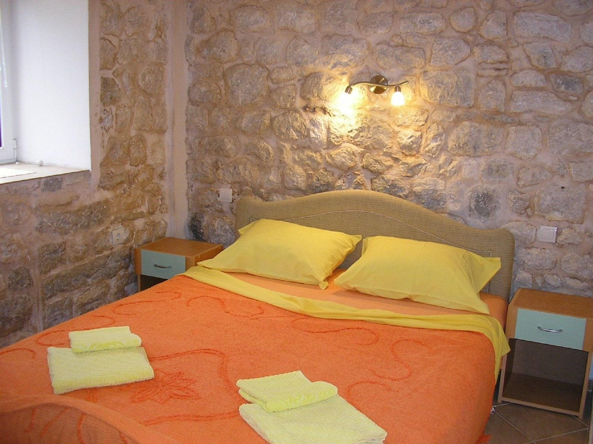 Apartments Vojvoda Kotor Exterior photo