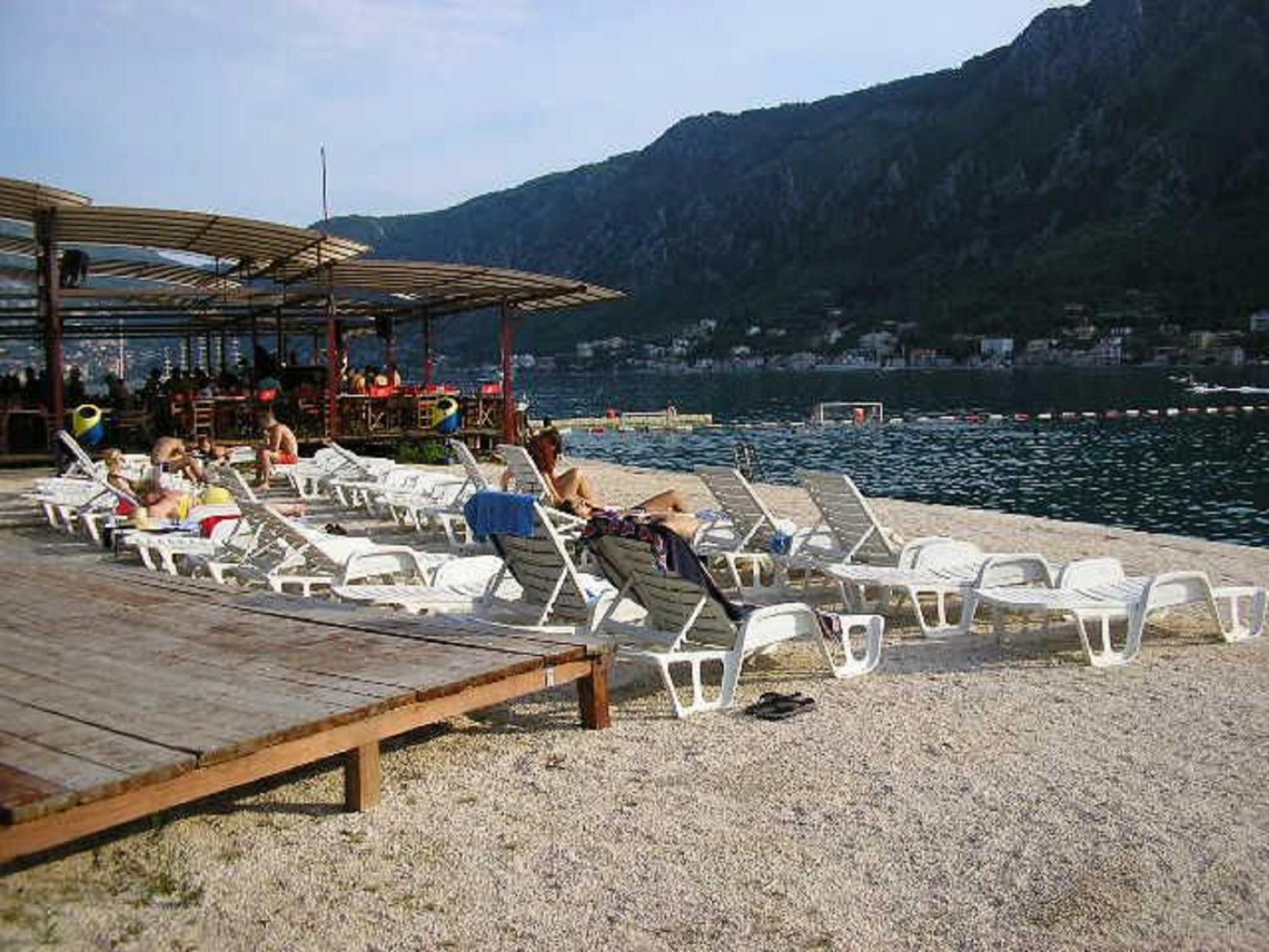 Apartments Vojvoda Kotor Exterior photo